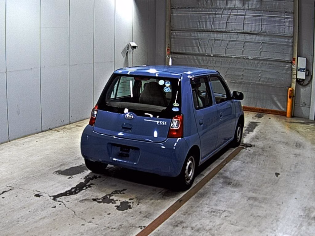 DAIHATSU ESSE