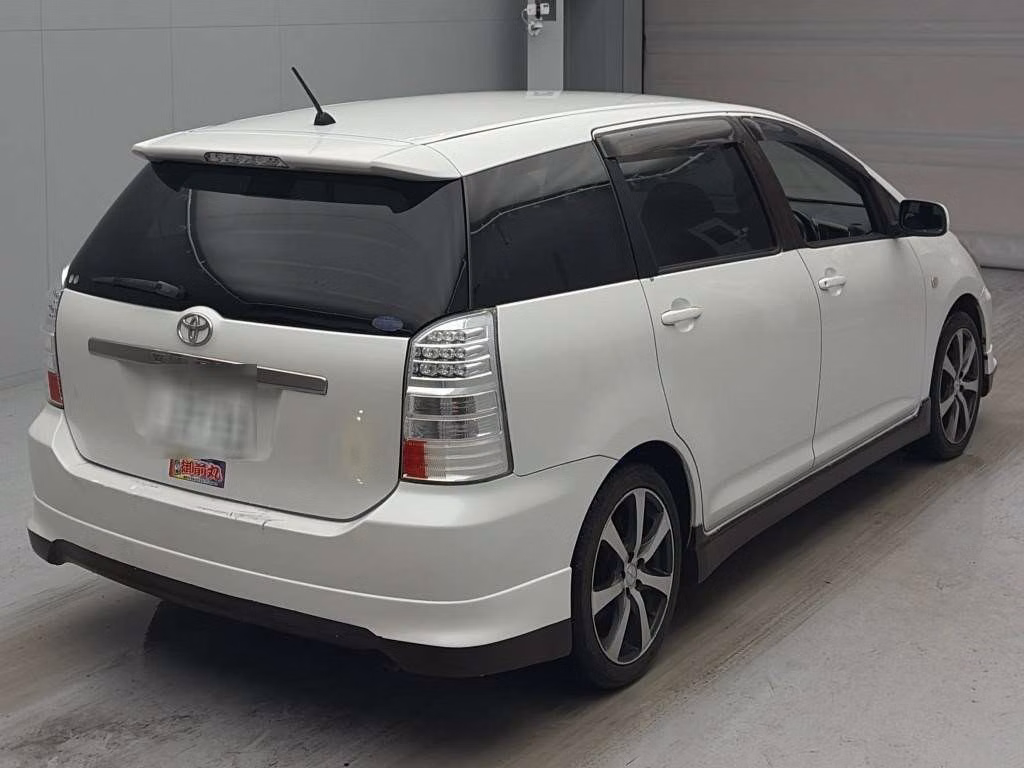 TOYOTA WISH