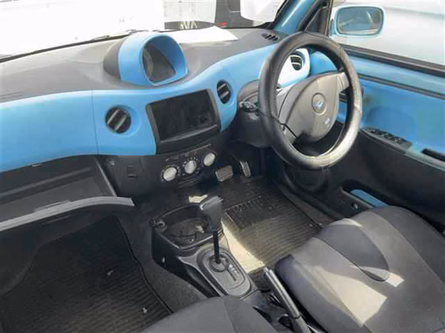 DAIHATSU ESSE