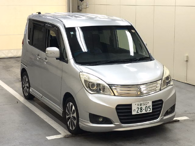 MITSUBISHI DELICA D:2