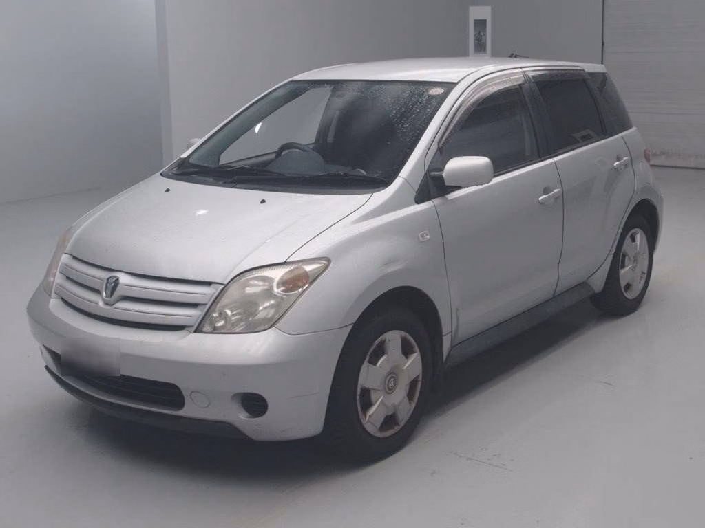 TOYOTA IST