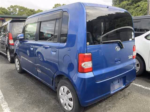 DAIHATSU MOVE CONTE