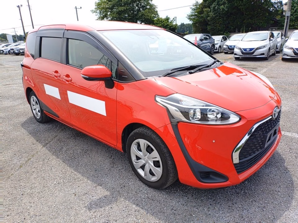 TOYOTA SIENTA