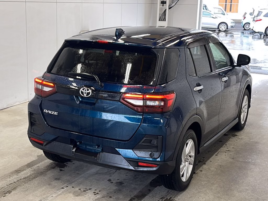 TOYOTA RAIZE