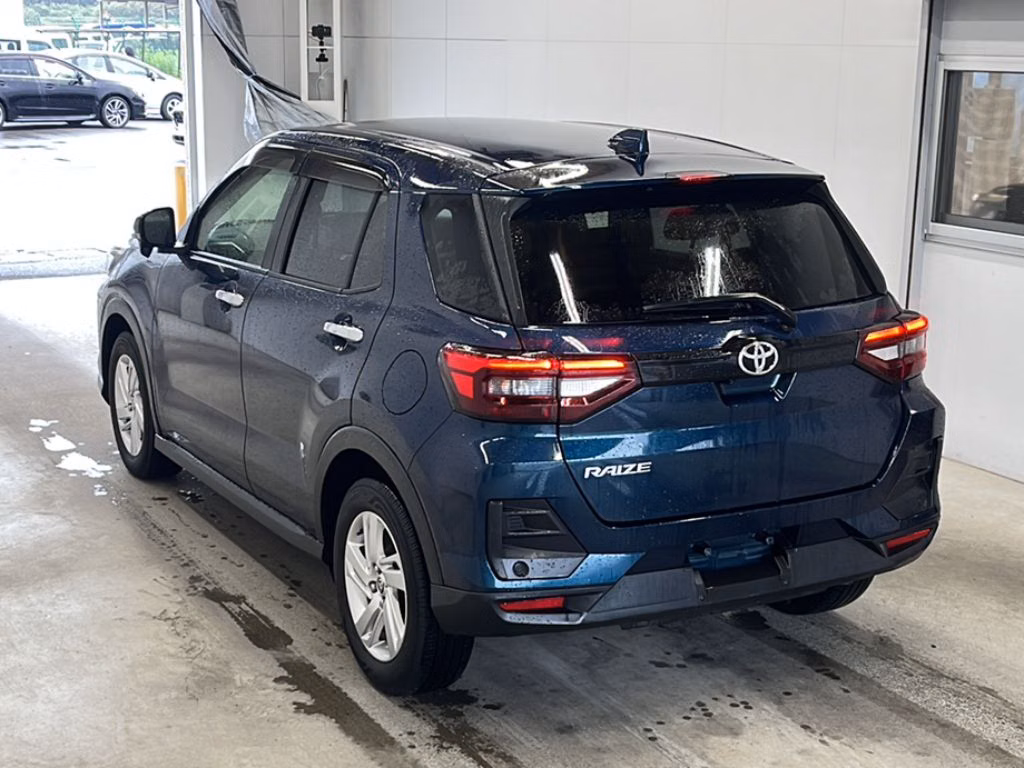 TOYOTA RAIZE