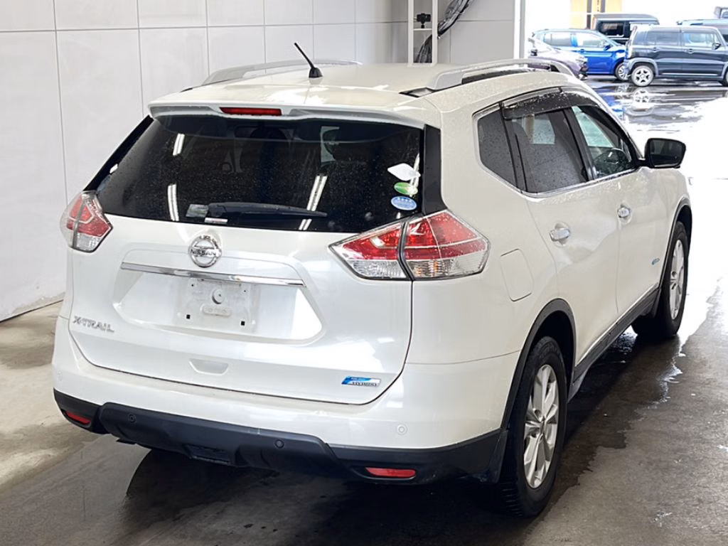 NISSAN X-TRAIL