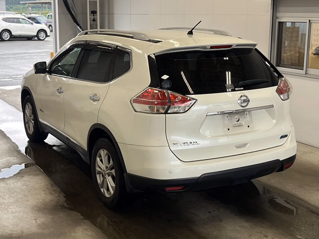 NISSAN X-TRAIL