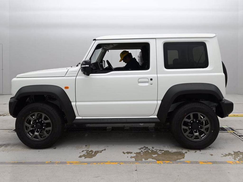 SUZUKI JIMNY SIERRA