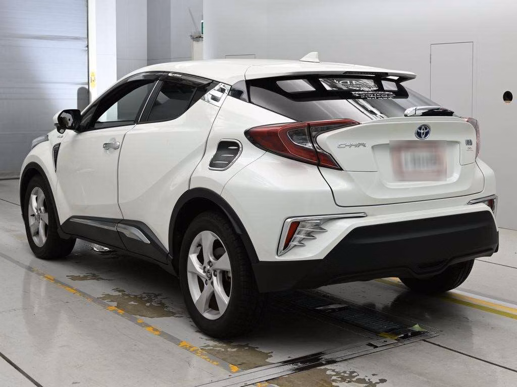 TOYOTA C-HR