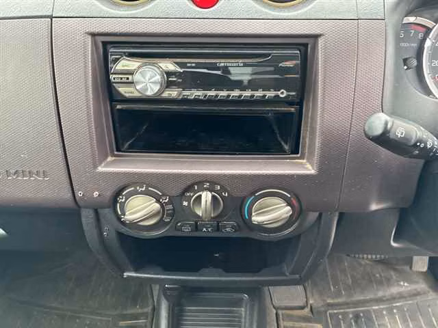 MITSUBISHI PAJERO MINI