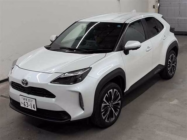 TOYOTA YARIS CROSS