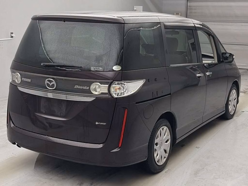 MAZDA BIANTE