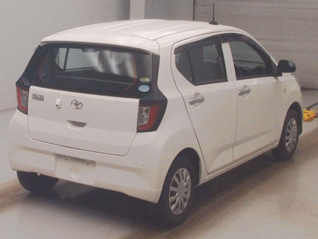 TOYOTA PIXIS EPOCH
