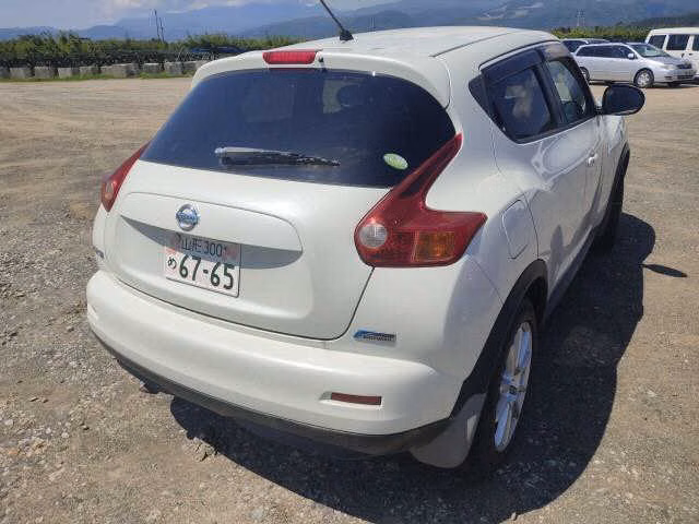 NISSAN JUKE