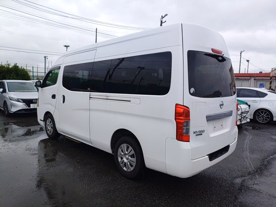 NISSAN NV350 CARAVAN
