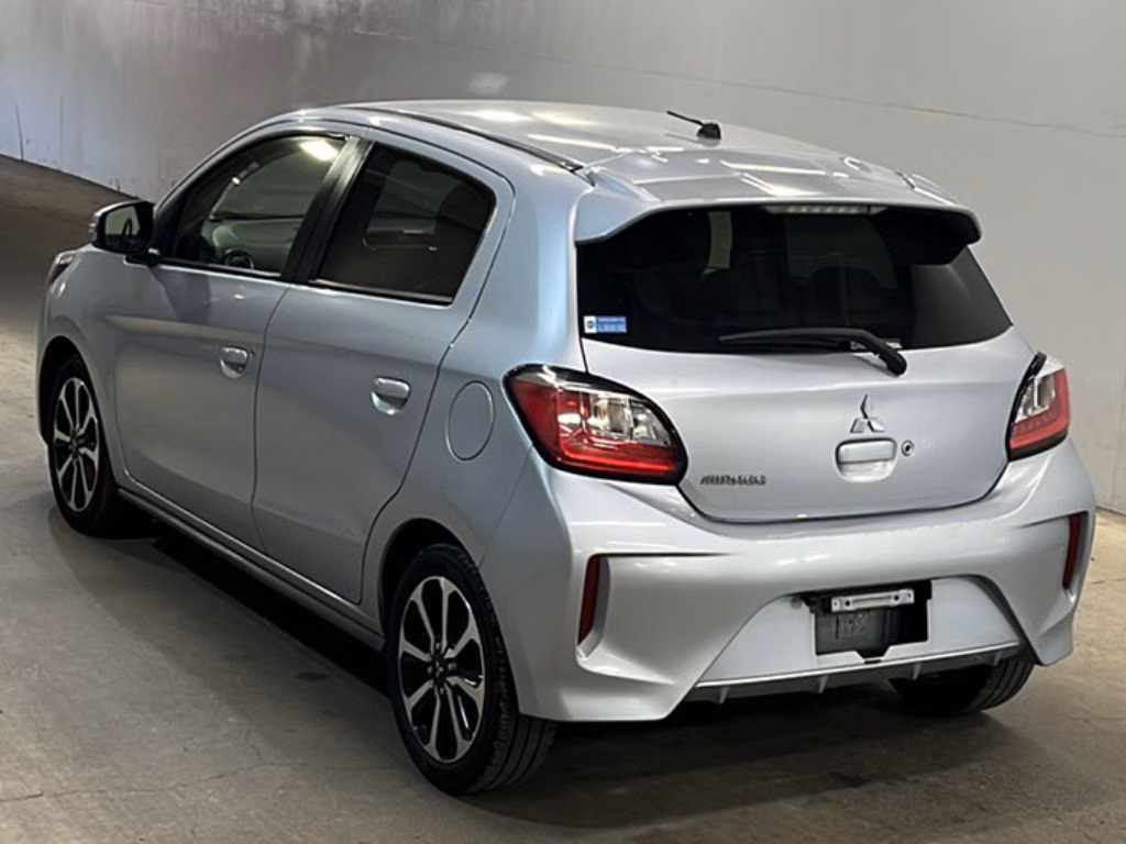 MITSUBISHI MIRAGE