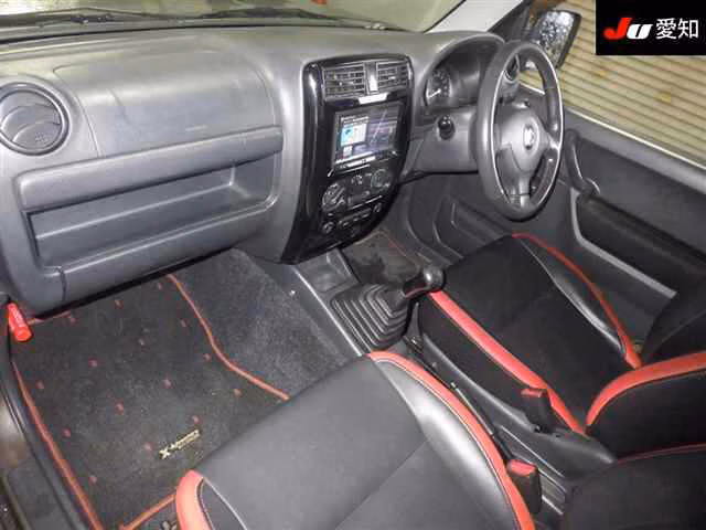 SUZUKI JIMNY SIERRA