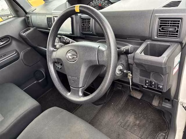 DAIHATSU HIJET CADDIE