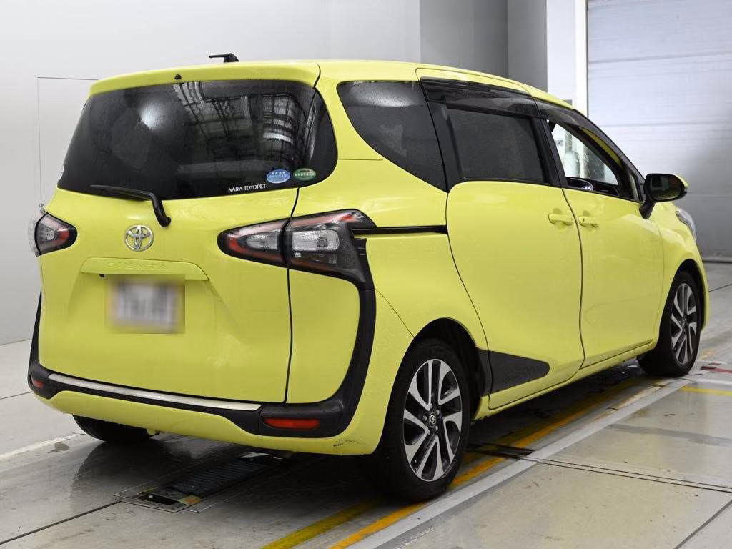 TOYOTA SIENTA