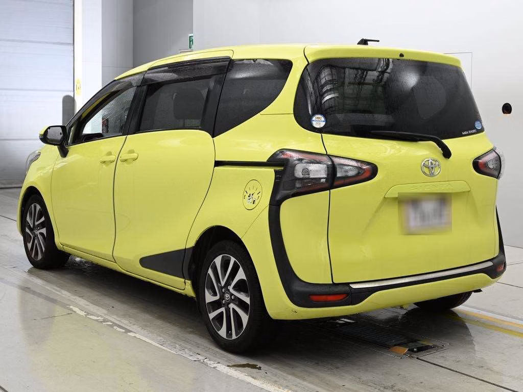 TOYOTA SIENTA