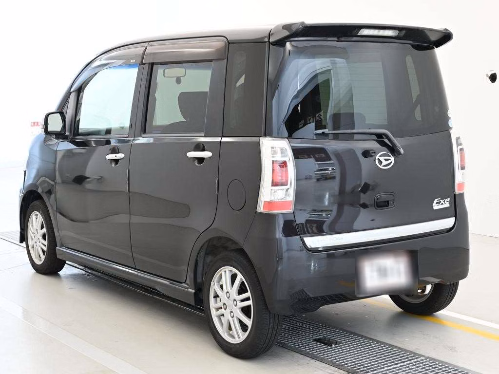 DAIHATSU TANTO EXE