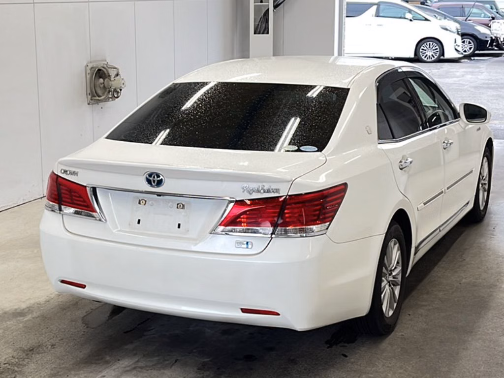 TOYOTA CROWN