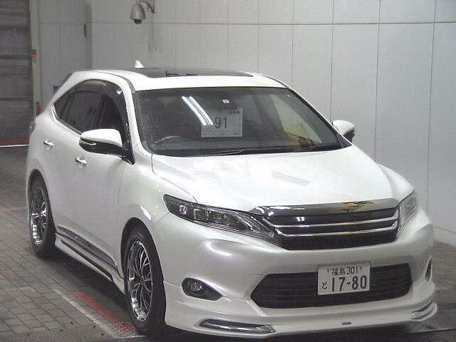 TOYOTA HARRIER