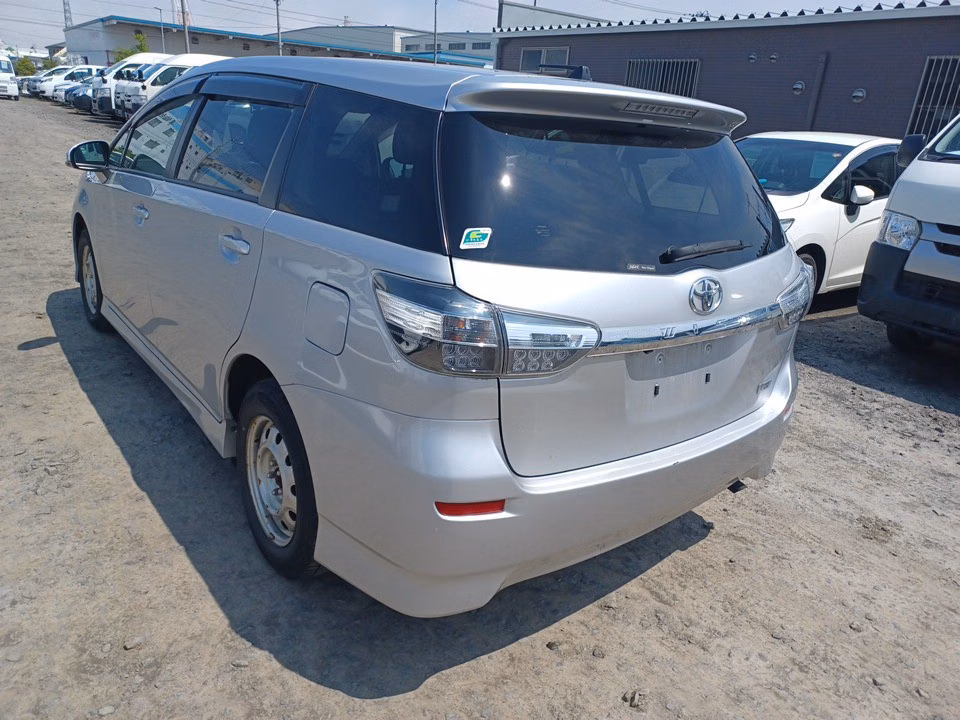 TOYOTA WISH