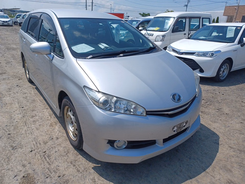TOYOTA WISH