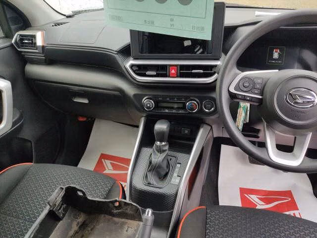 DAIHATSU ROCKY