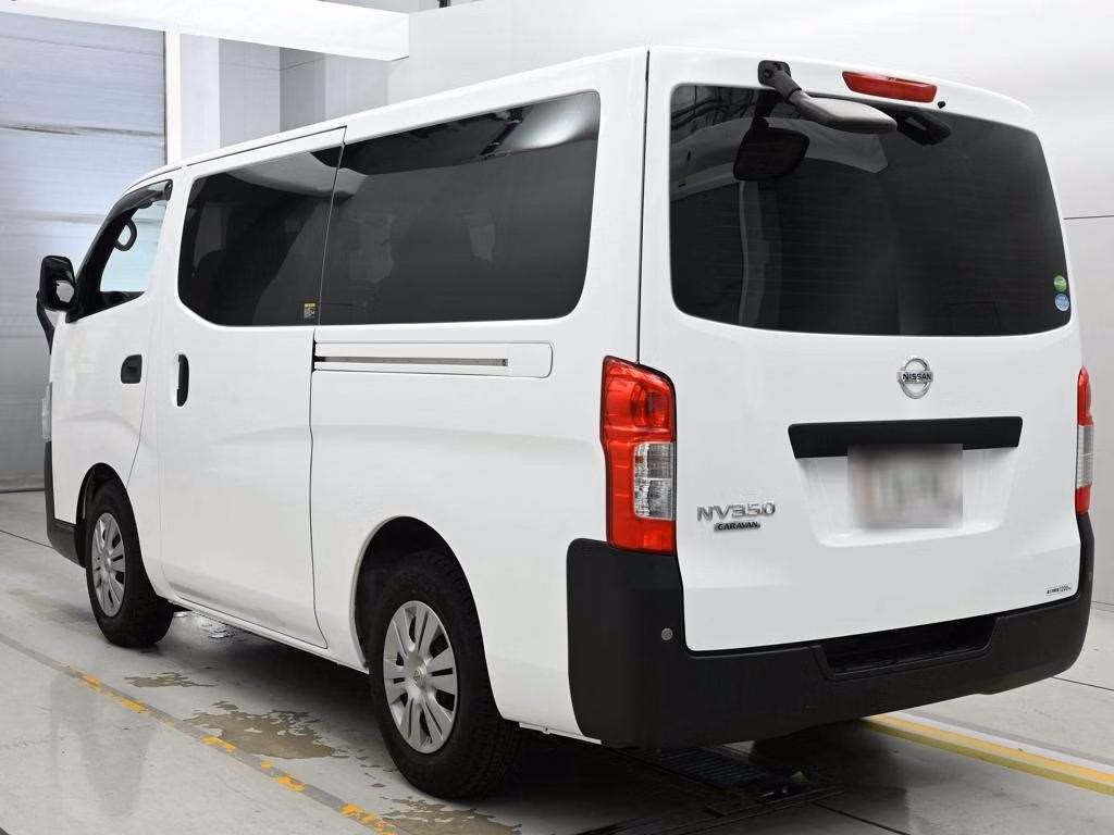 NISSAN NV350 CARAVAN