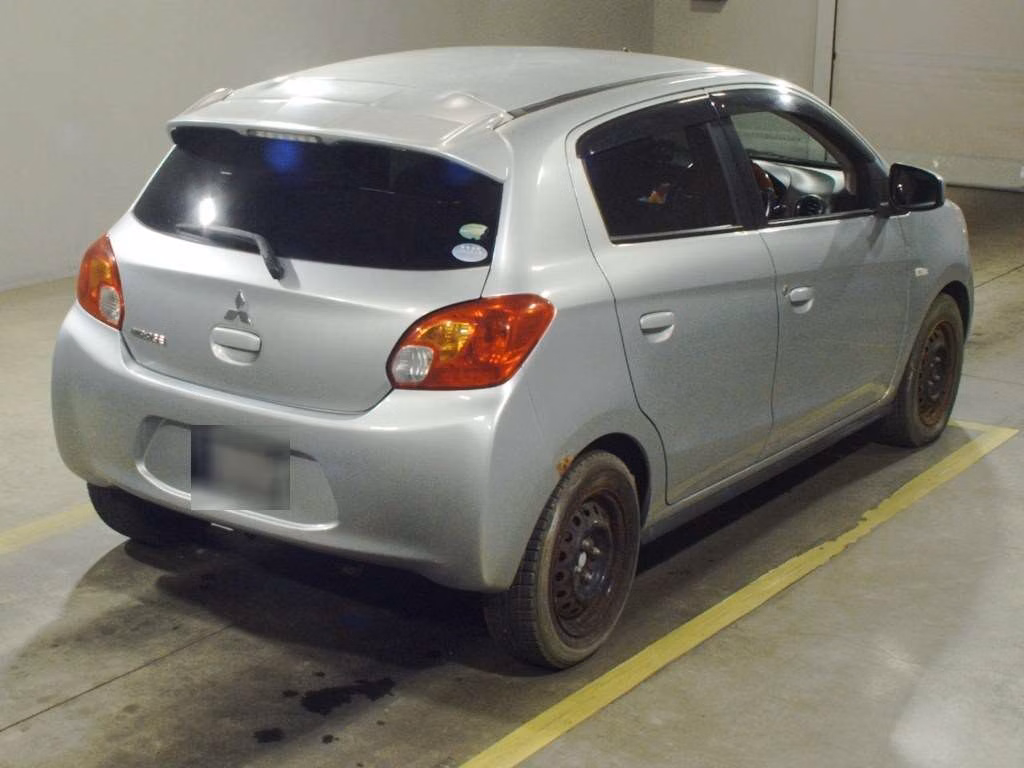 MITSUBISHI MIRAGE