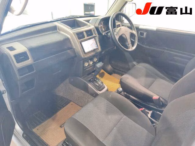 MITSUBISHI PAJERO MINI