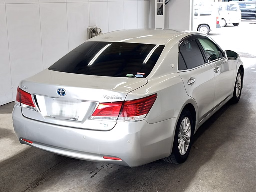 TOYOTA CROWN