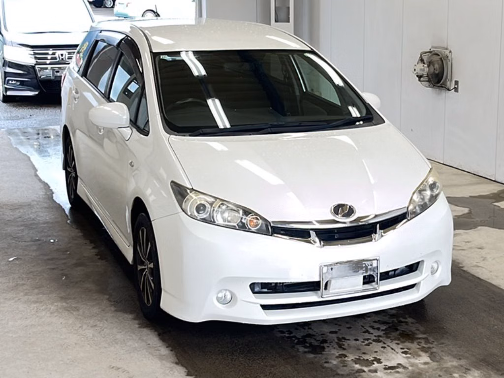 TOYOTA WISH