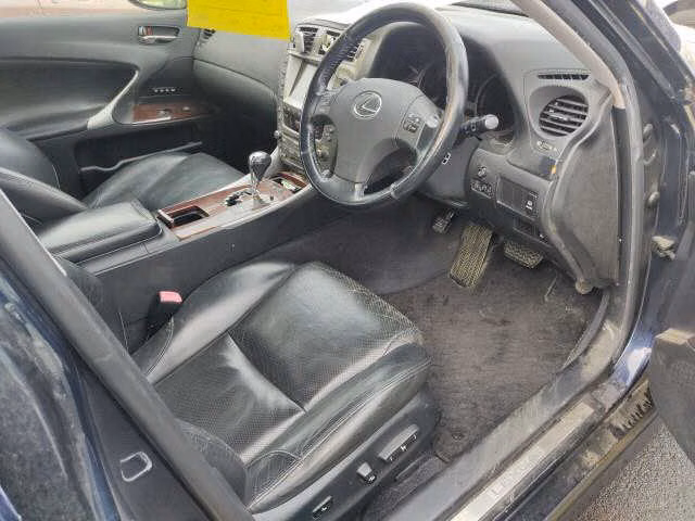LEXUS IS250