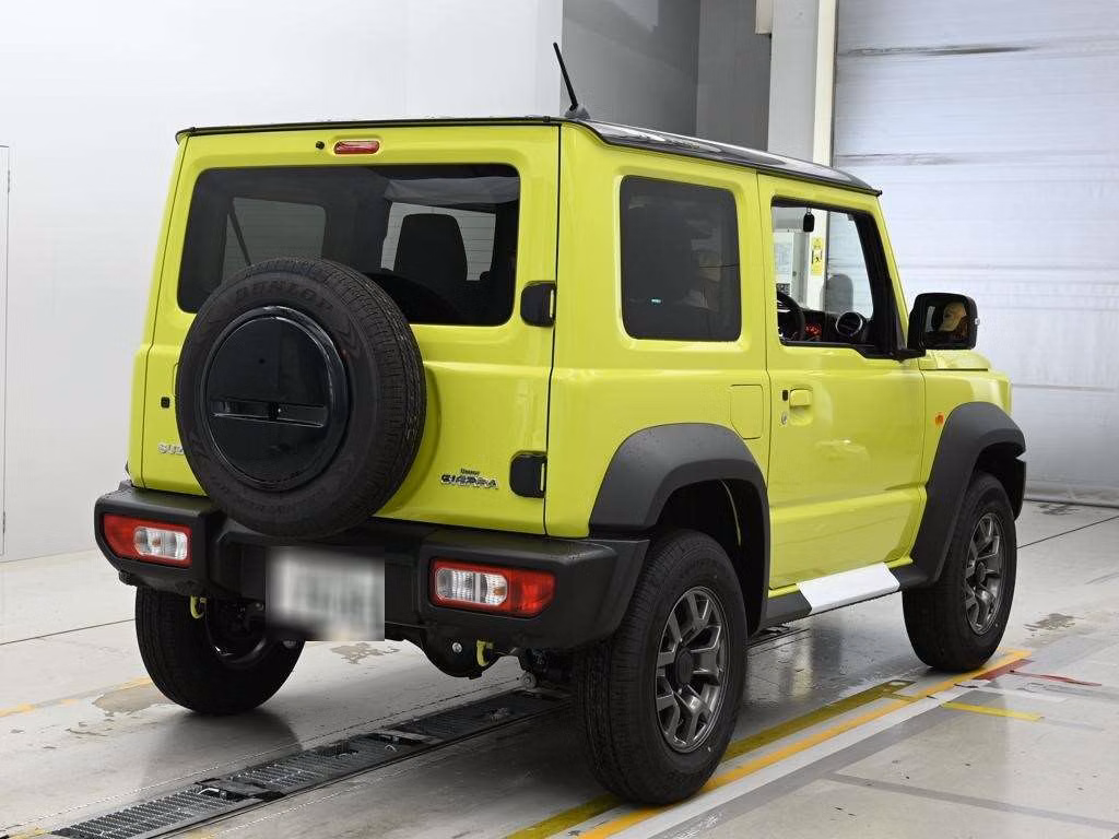 SUZUKI JIMNY SIERRA