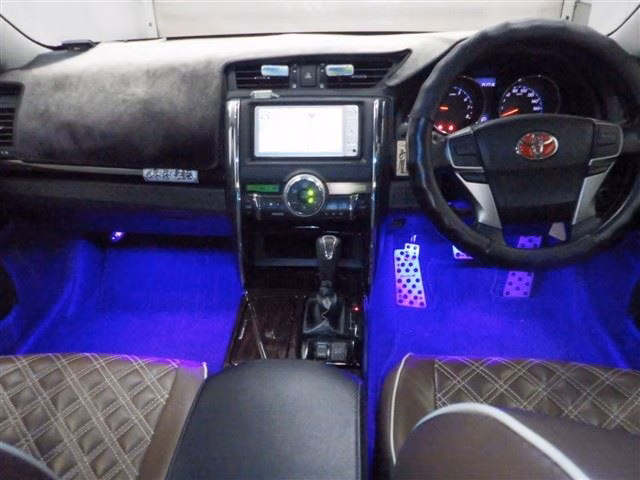 TOYOTA MARK X