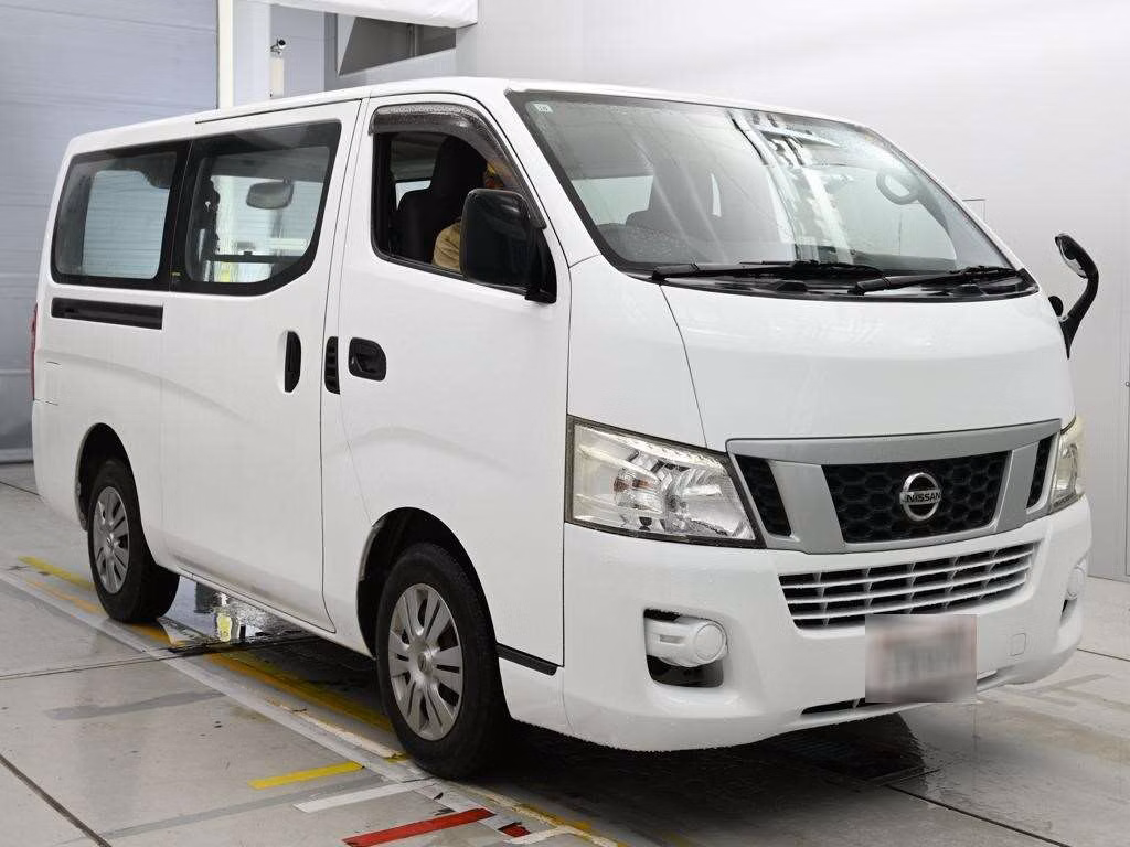 NISSAN NV350 CARAVAN