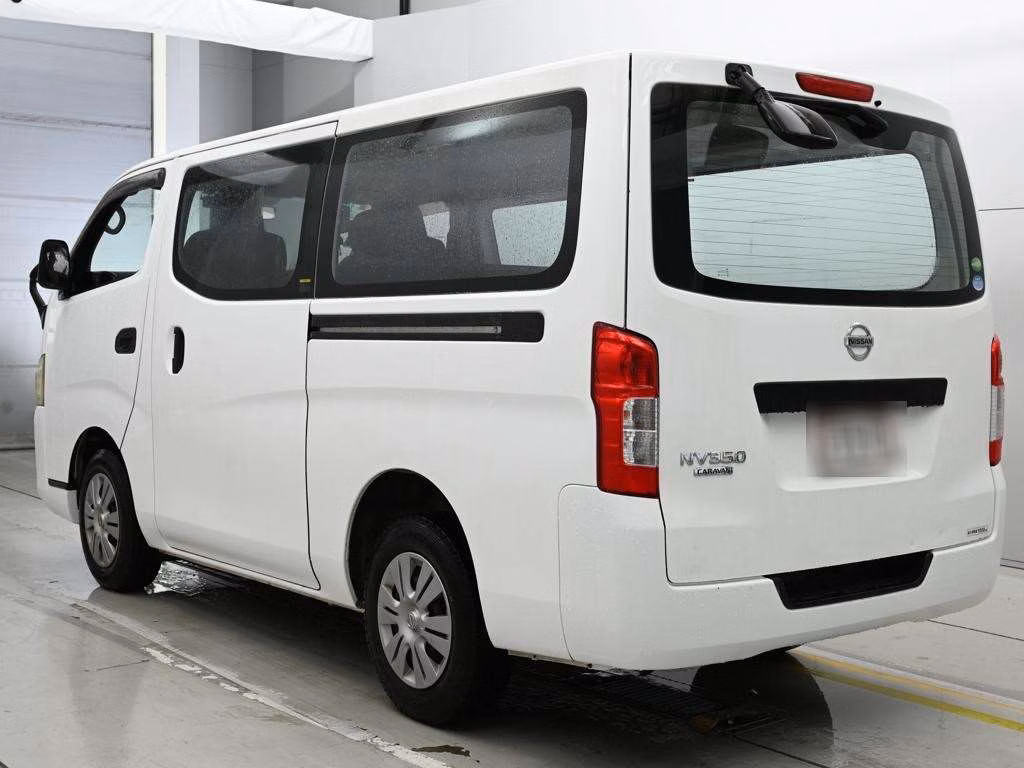 NISSAN NV350 CARAVAN