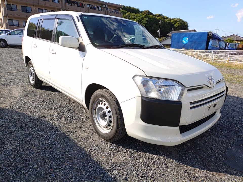 MAZDA FAMILIA