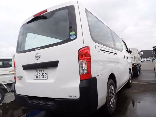 NISSAN NV350 CARAVAN