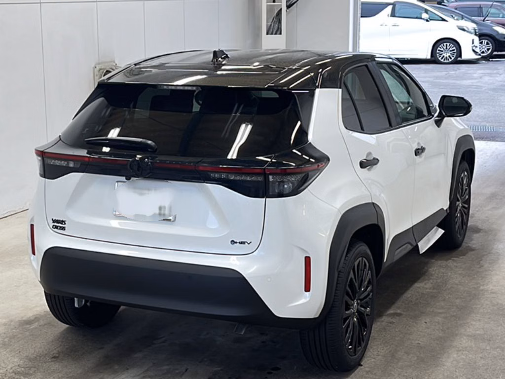 TOYOTA YARIS CROSS