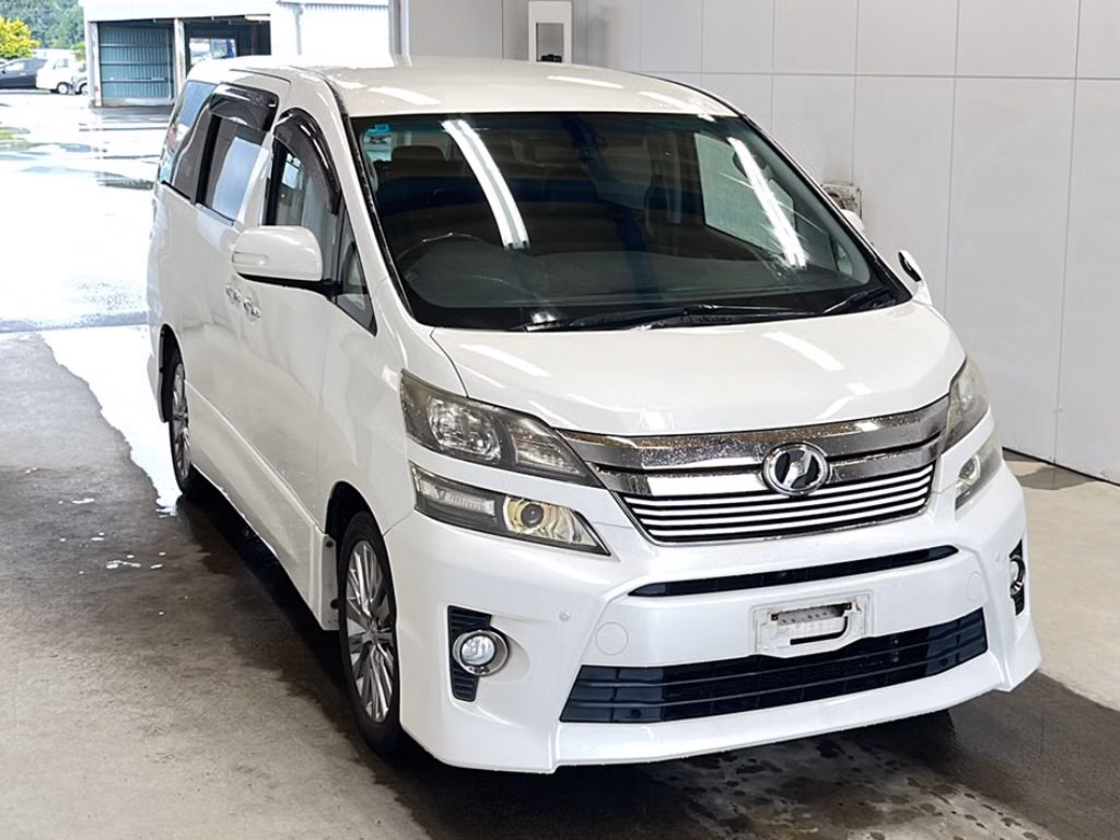 TOYOTA VELLFIRE