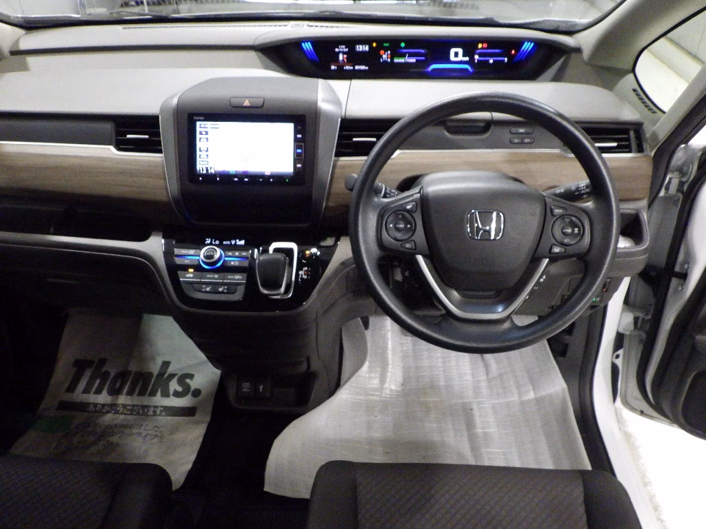 HONDA FREED