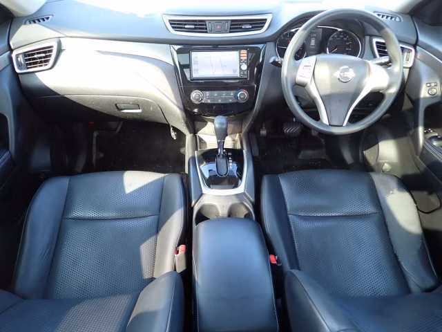NISSAN X-TRAIL