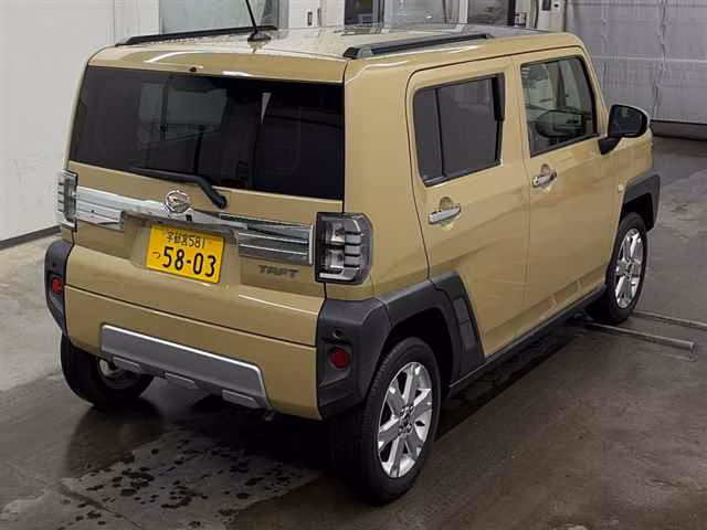 DAIHATSU TAFT