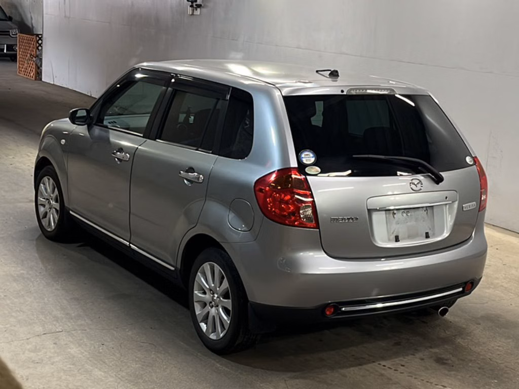 MAZDA VERISA