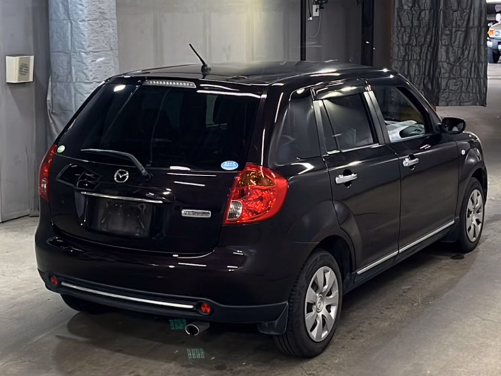 MAZDA VERISA