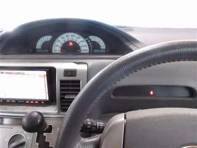 TOYOTA RAUM